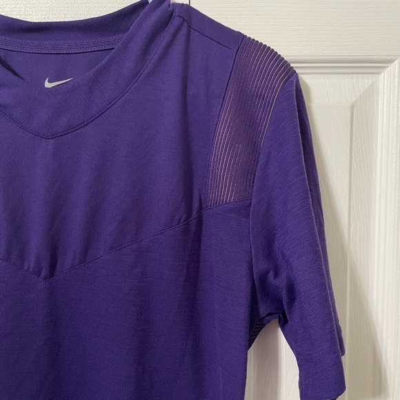 Nike Men’s Sideline Dri-Fit UV Performance Player Short Sleeve Shirt size Small - Picture 9 of 11